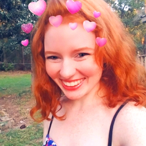 Meet your Posher, Meg!! - Picture 1 of 5